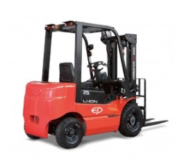 chariot elevateur electrique 4 roues