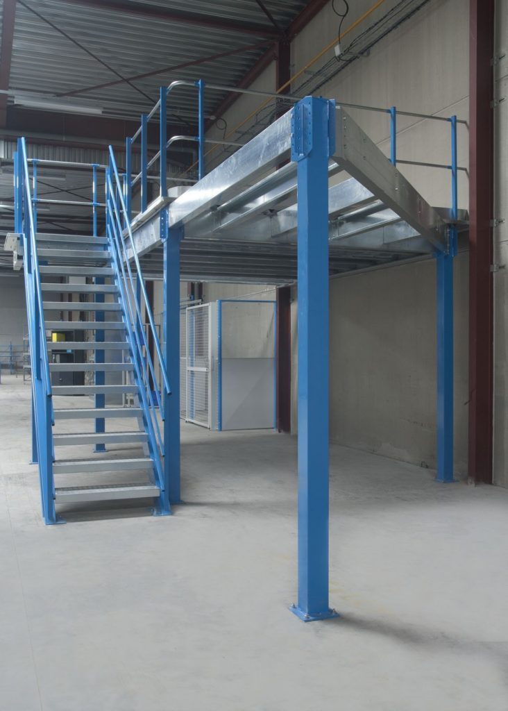 mezzanine de stockage